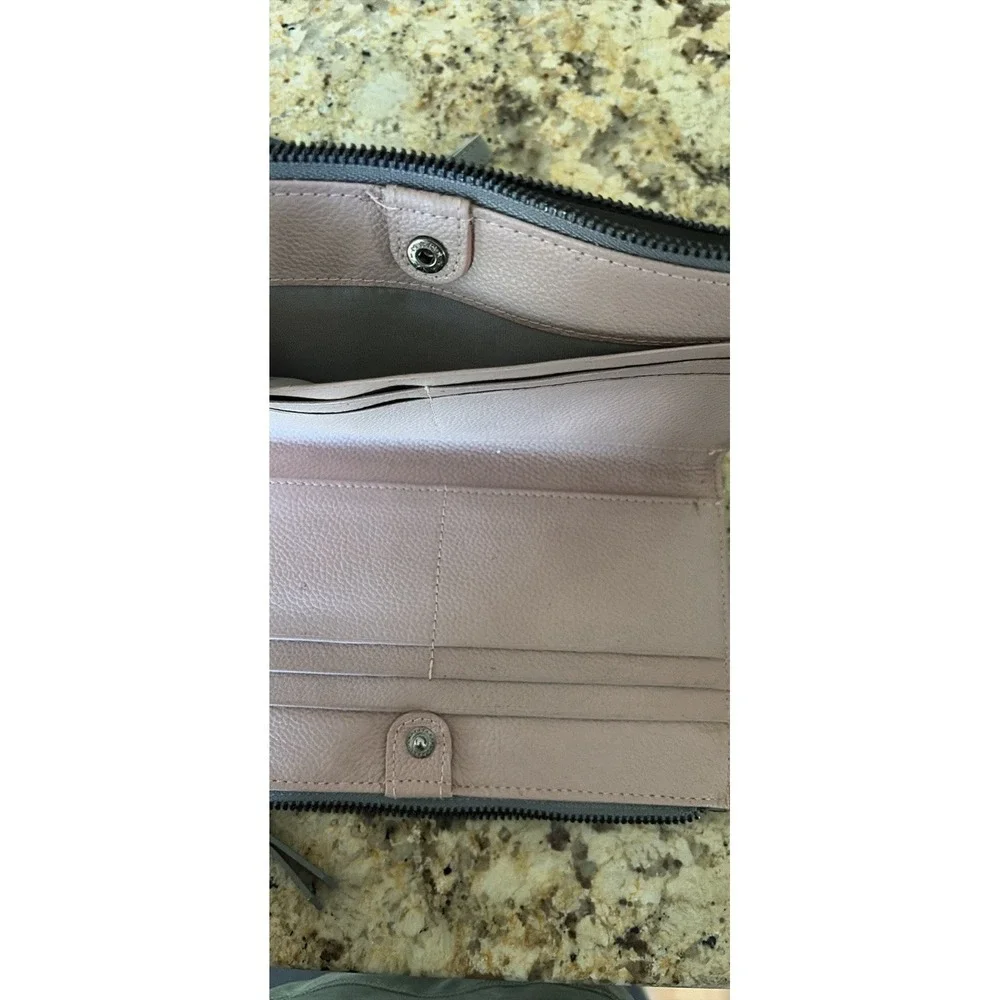 Rachel Rachel Roy Wristlet Wallet Womens OS Grey Genuine Leather Zip Clutch NWT